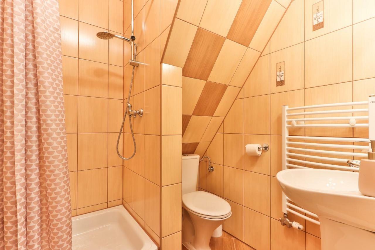 Pokoje Goscinne Rozek Poronin Exterior foto